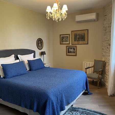 N15 - Les Confidences - Chambres D'Hotes Avignon Room photo