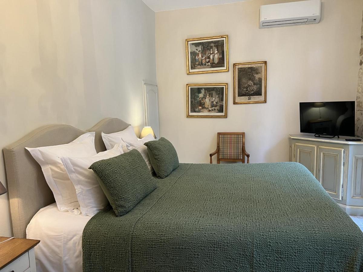N15 - Les Confidences - Chambres D'Hotes Avignon Room photo